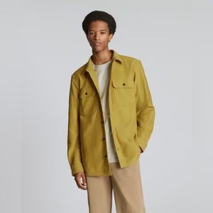 Everlane Mens The Heavyweight Overshirt Shacket Button Down Shirt Yellow Medium